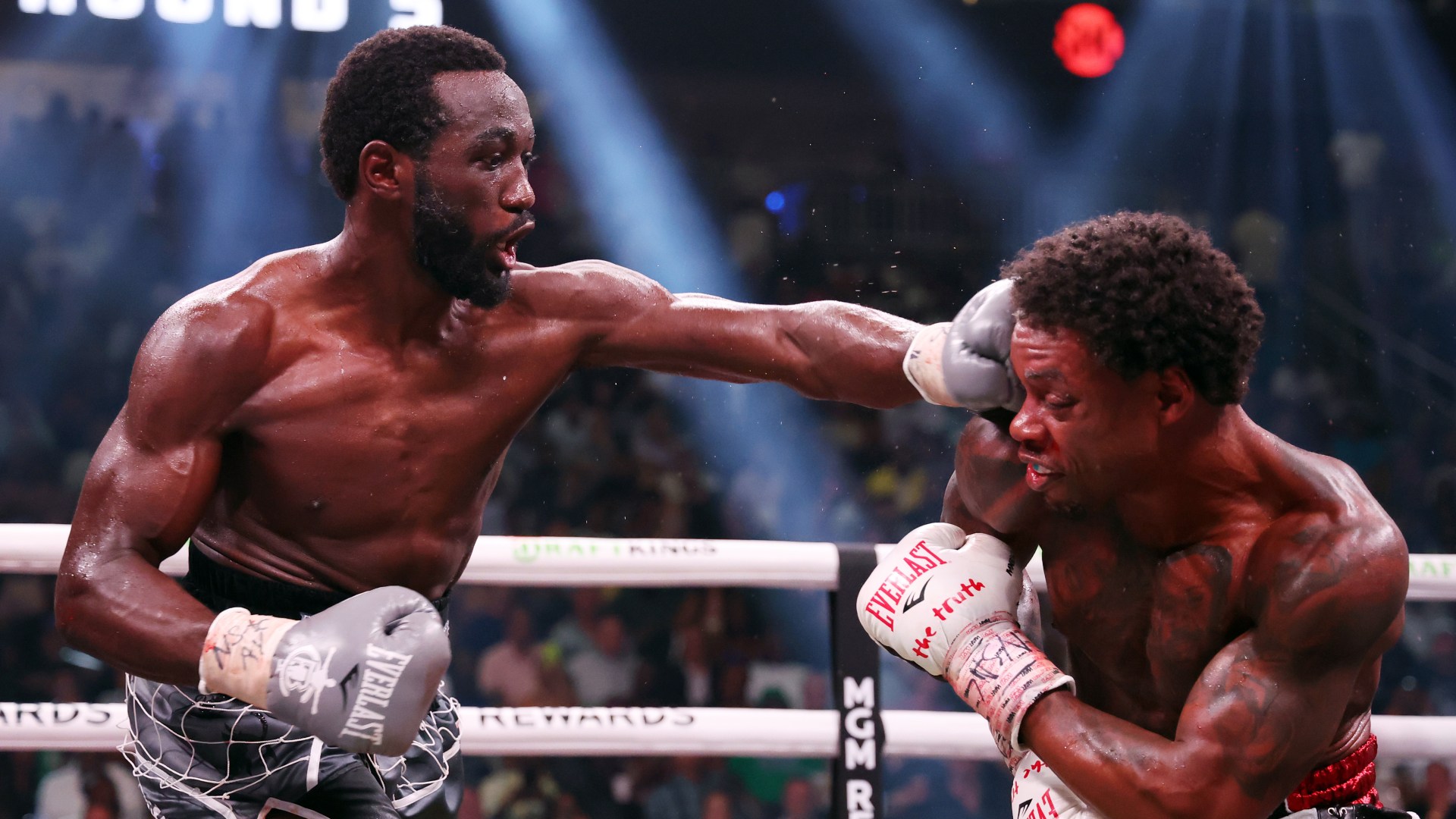 Upcoming Terence Crawford Fight： Key Details and Predictions