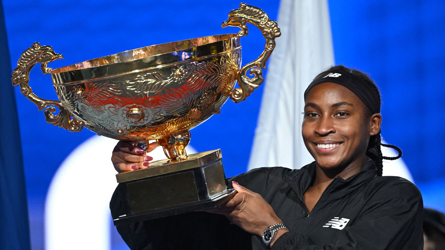 Gauff Dominates Muchova in China Open Final: 6-1, 6-3 Victory