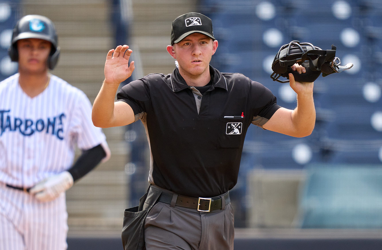 How Much Do MLB Umpires Get Paid? A Simple Salary Guide