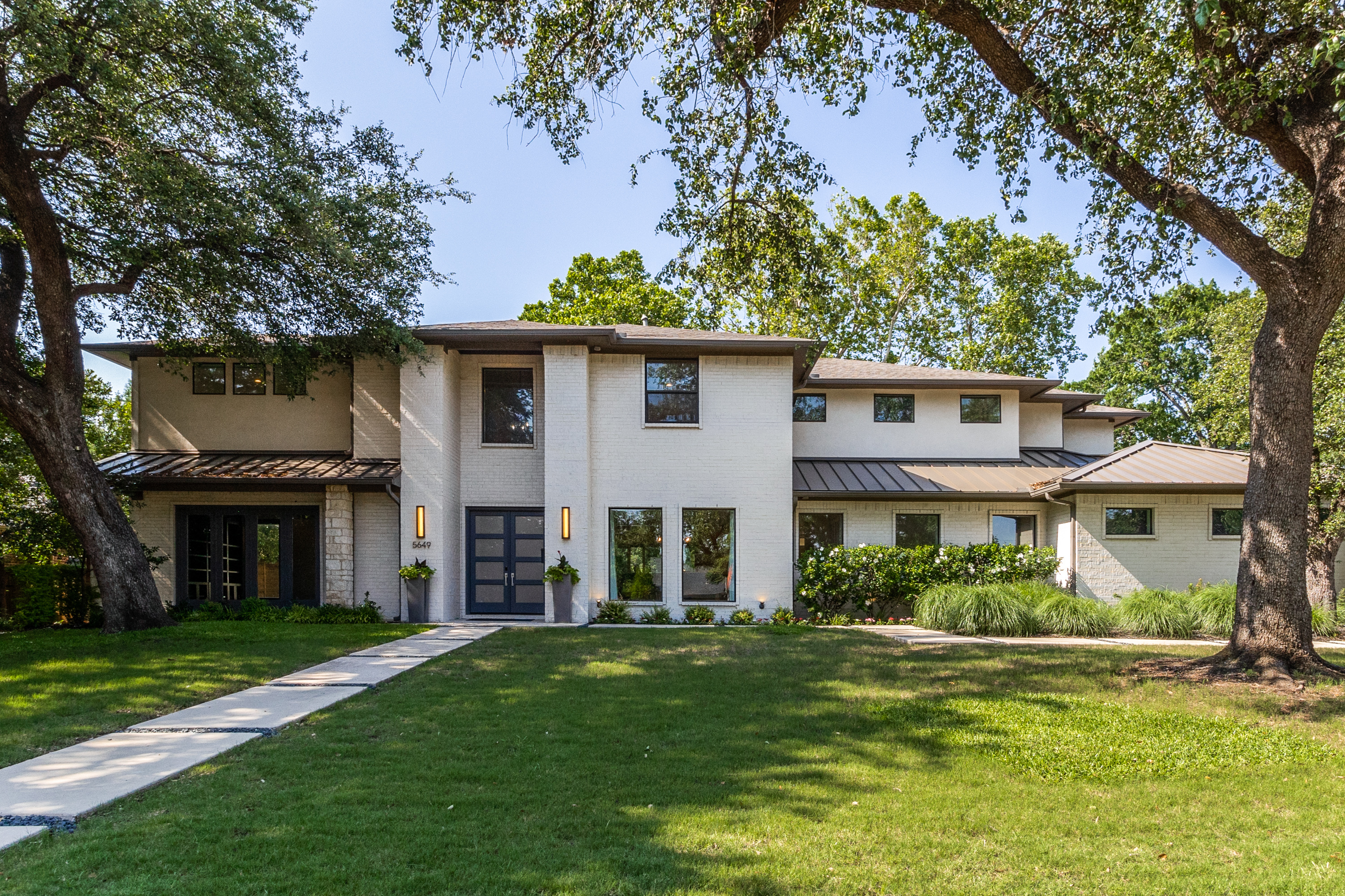 Bryson DeChambeau House: Tour His Multi-Million Dollar Home