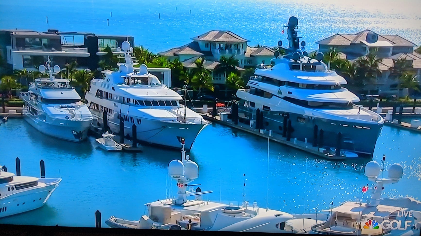 Tiger Woods Yacht Privacy: Docked in Florida, Bahamas and Beyond