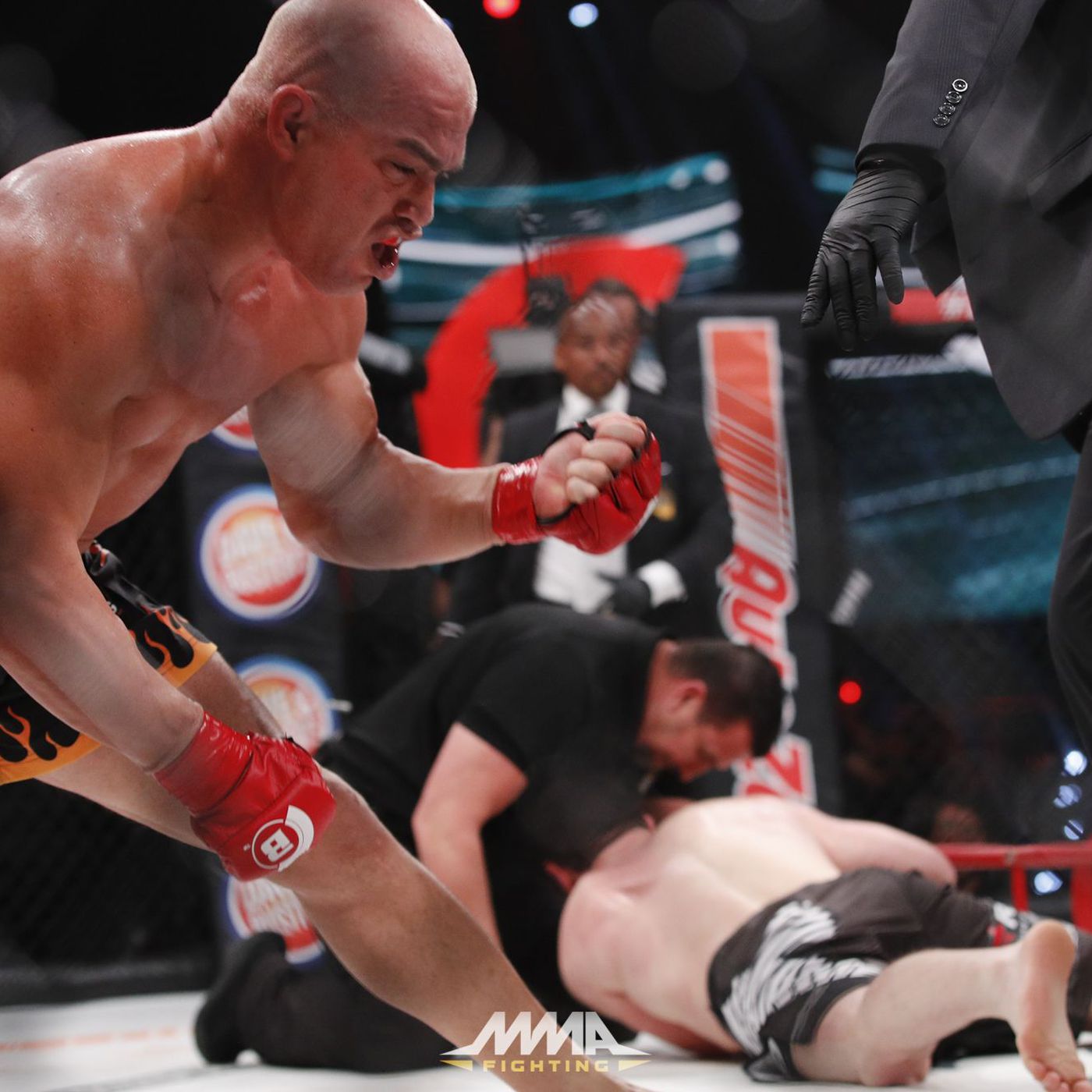 Chael Sonnen vs Tito Ortiz: Who won the fight? Lets check out the results and some highlights!