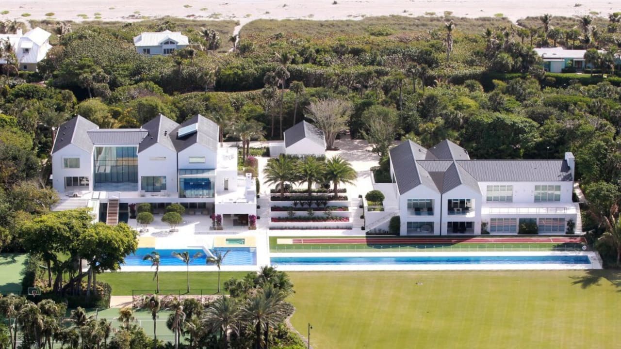 Inside Tiger Woods House in the Bahamas:  Luxury Living at Its Finest! (Get a Glimpse of Tigers Mansion)